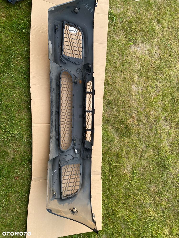 BMW X6 E71 zderzak przód 51117205901 - 2