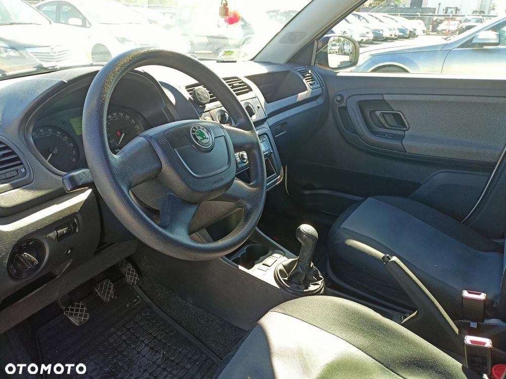 Skoda Fabia - 8
