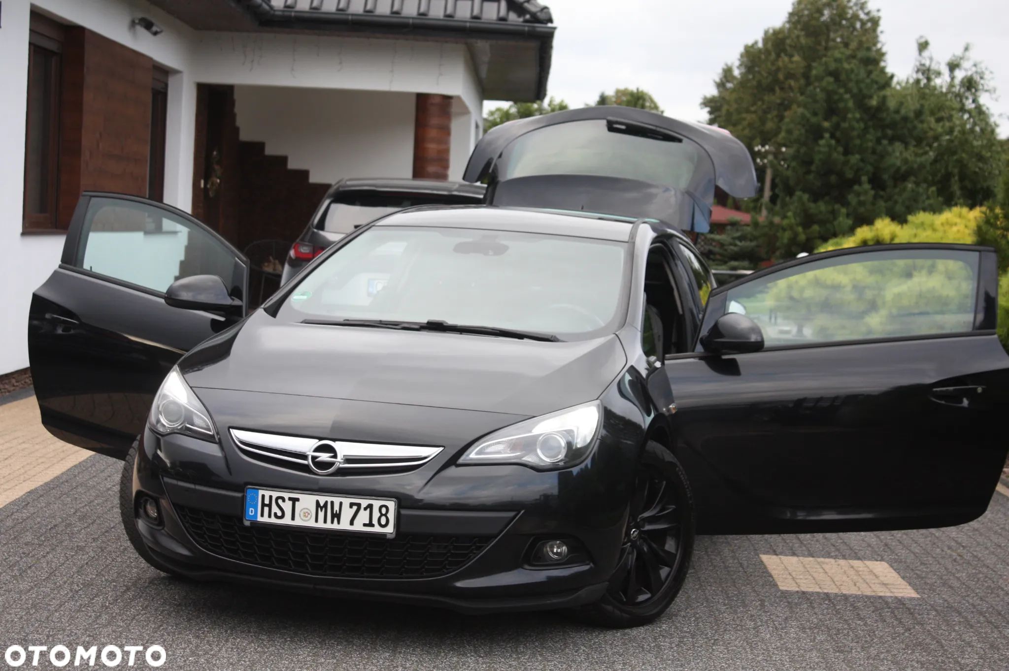 Opel Astra GTC 1.4 Active - 1