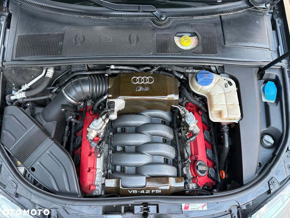 Audi RS4 Limousine - 35
