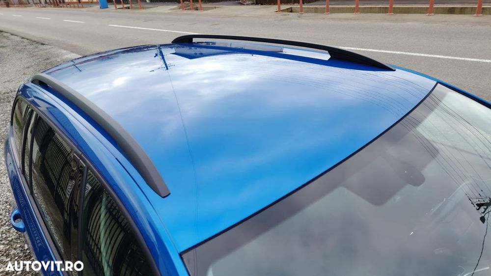 Skoda Octavia Combi 2.0 TDI DSG Style - 4