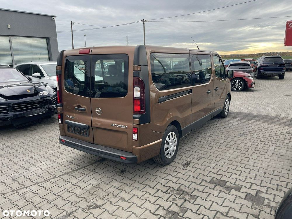 Opel Vivaro - 6