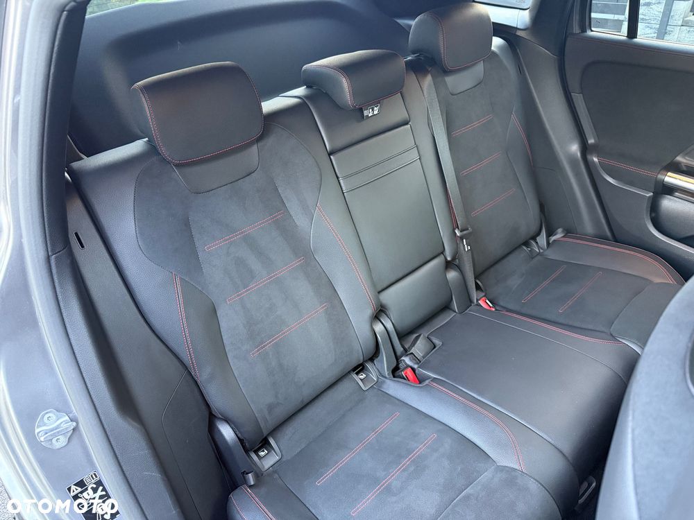 Mercedes-Benz GLA 250 4Matic 8G-DCT Edition AMG Line - 14