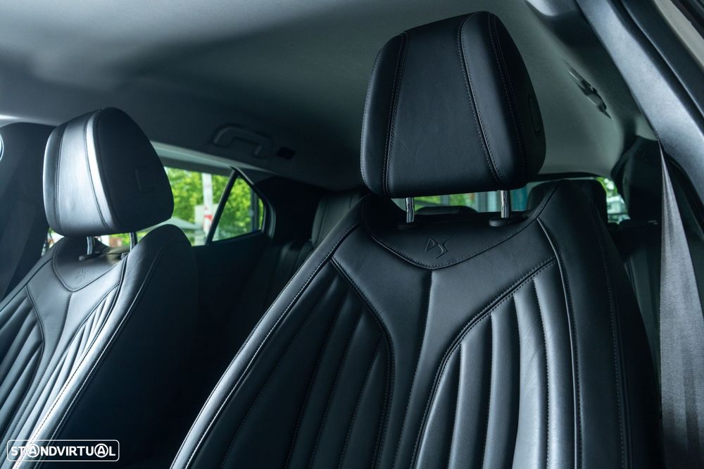 DS DS4 1.2 PureTech Rivoli EAT8 - 14