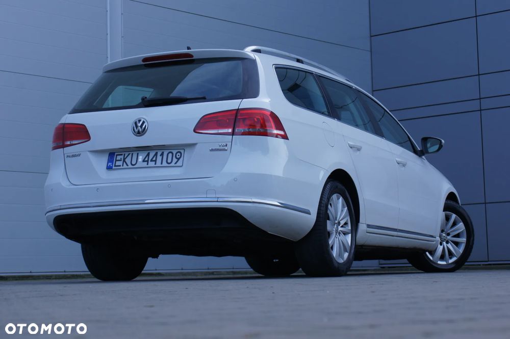 Volkswagen Passat 1.6 TDI Business Line - 14