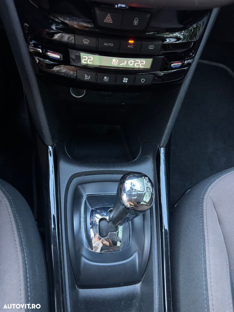 Peugeot 2008 1.6 e-HDi FAP STT ETG Active Aut. - 9