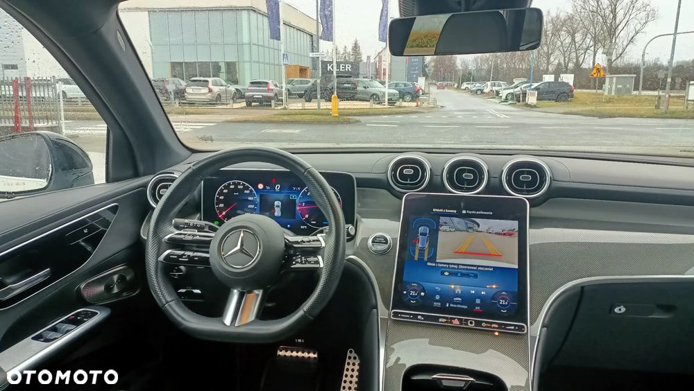 Mercedes-Benz GLC - 11