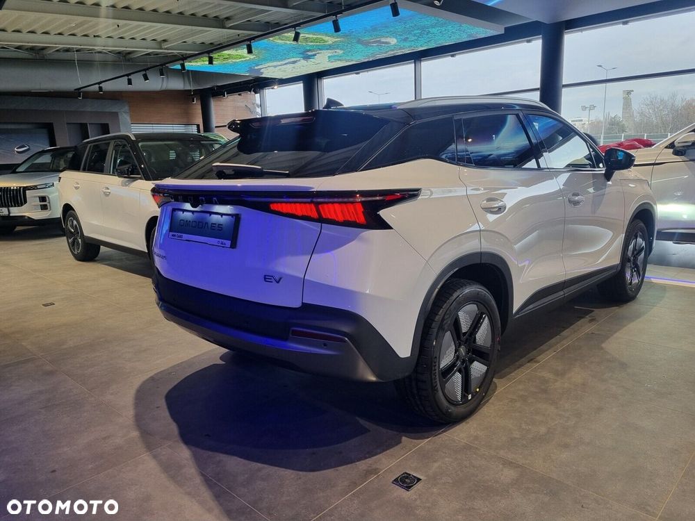 Omoda E5 - 4