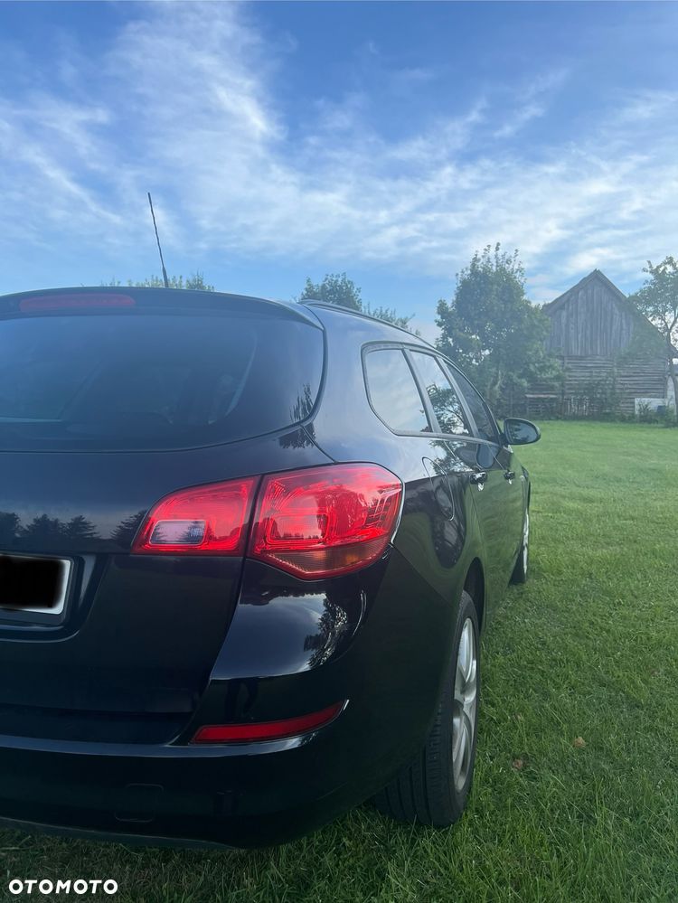 Opel Astra 1.4 Turbo Sports Tourer - 8