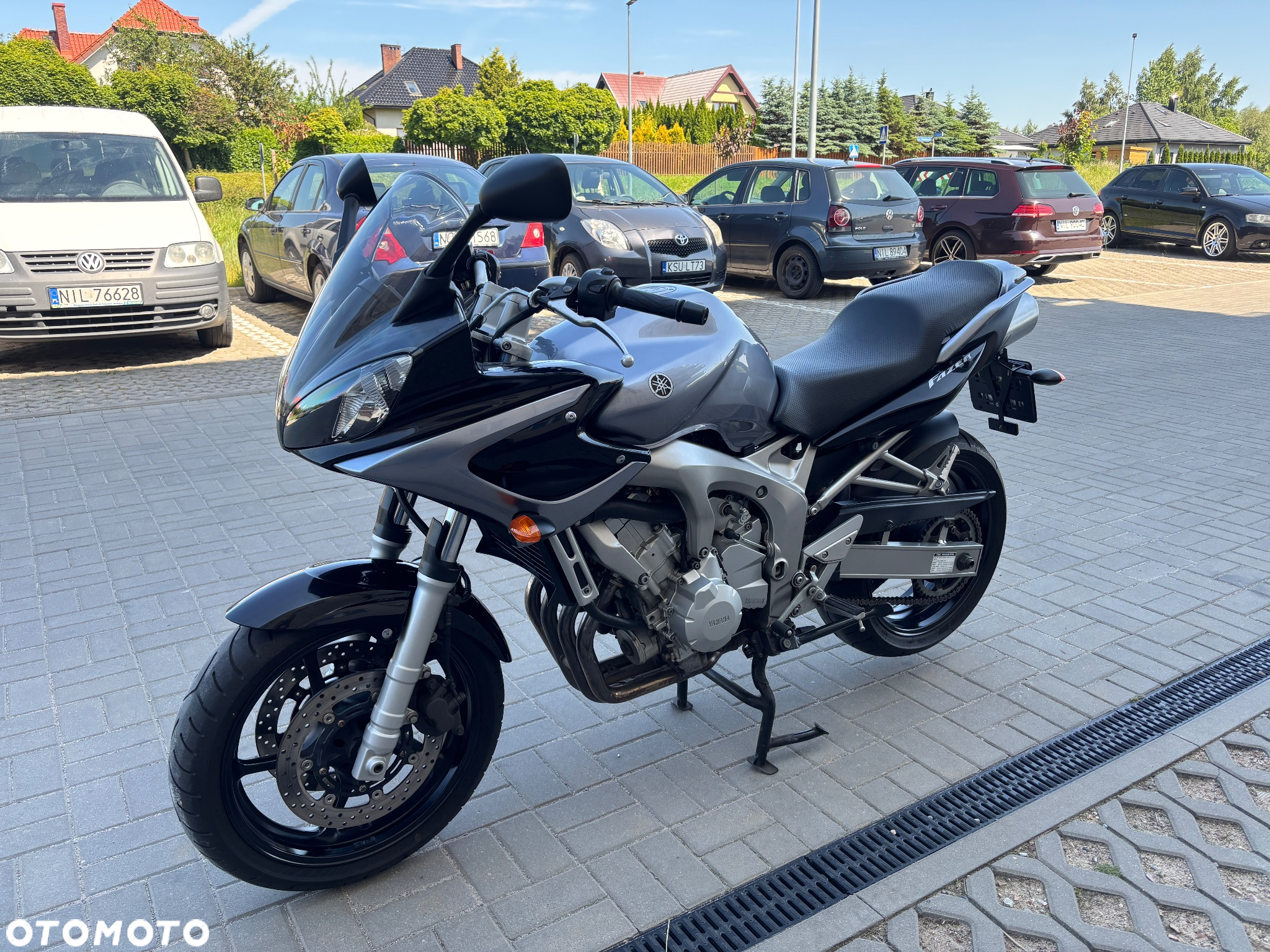 Yamaha FZ6 - 3