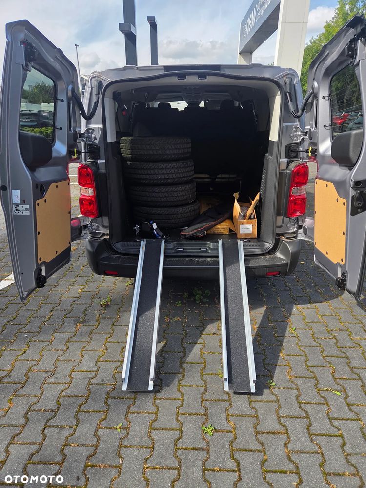 Toyota ProAce - 16