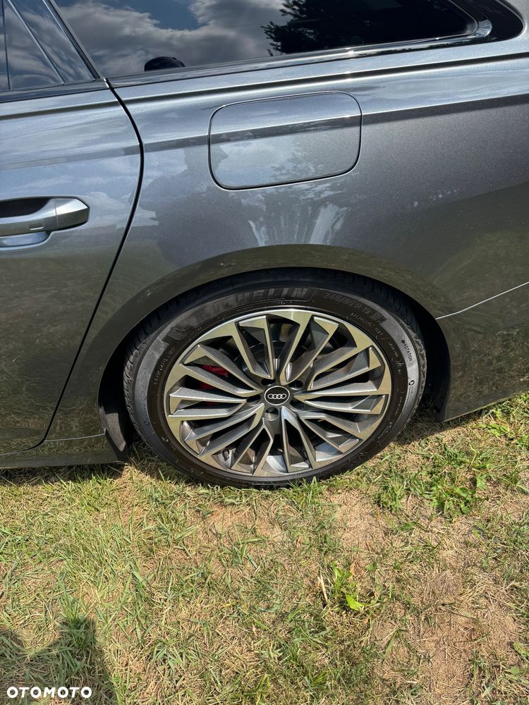 Audi A6 Avant - 16