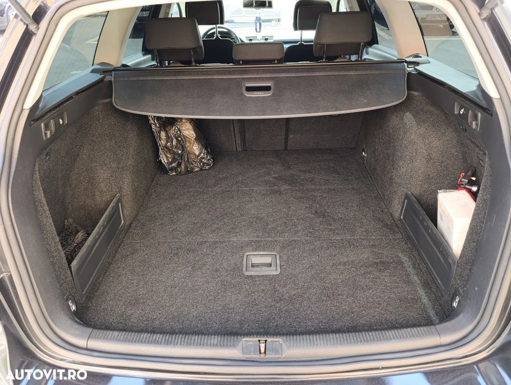 Volkswagen Passat 2.0 TDI Blue TDI Comfortline - 8