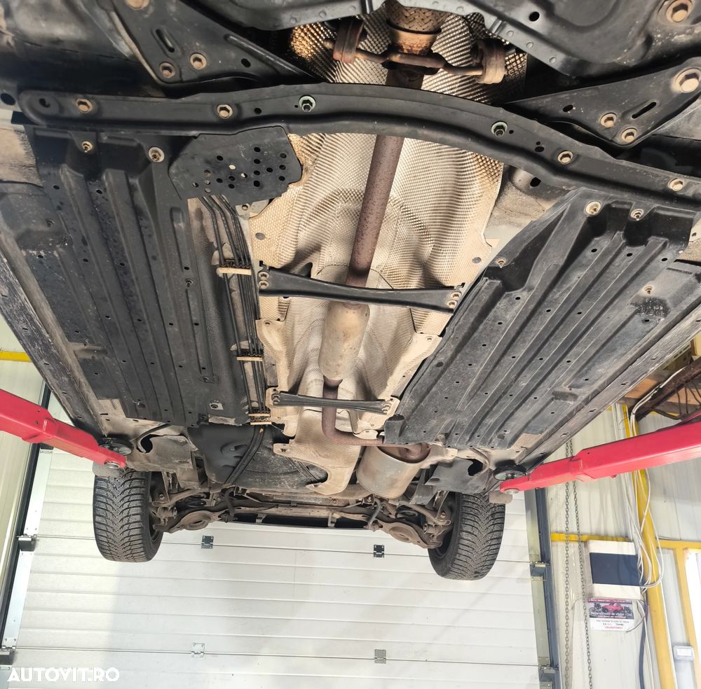 Mazda 3 1.6 MZR High-Line - 26