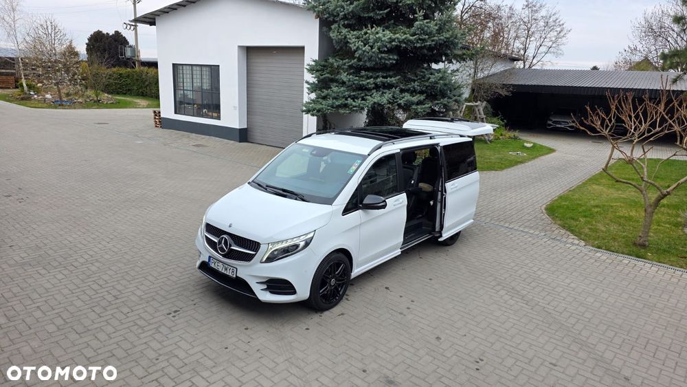 Mercedes-Benz Klasa V - 5