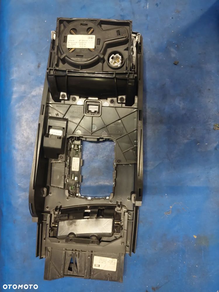 Tunel środkowy sterownik MMI Audi A6 C6 KOMPLETNY 4F1862533 Schowek cupholder 4F1857951C Panel podświetlenie biegów 4F1713463B dźwignia dźwigienka włącznik hamulca ręcznego - 3
