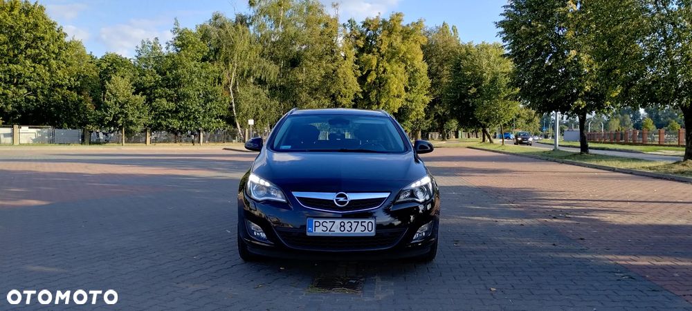 Opel Astra 1.4 Turbo Sport - 4