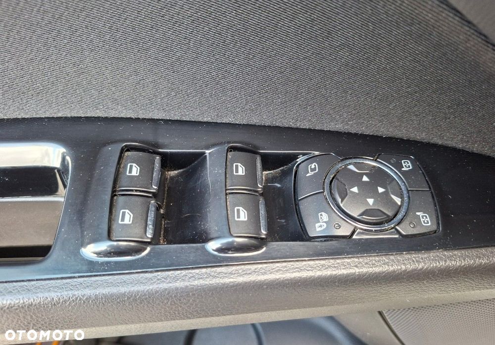 Ford Mondeo - 22