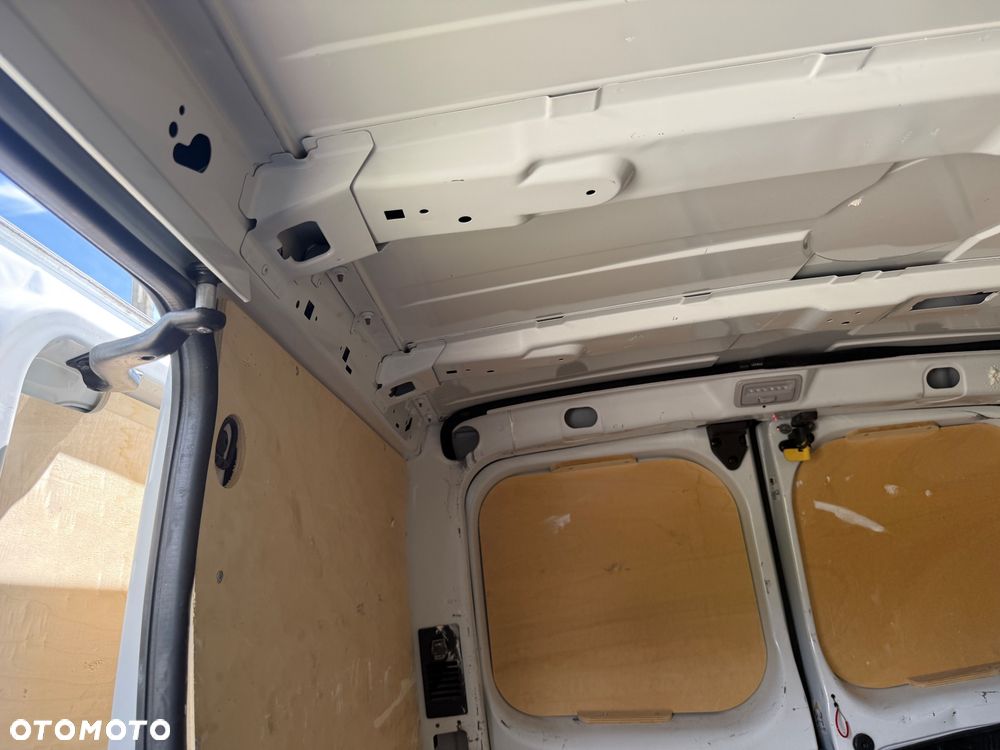 Renault Trafic - 39