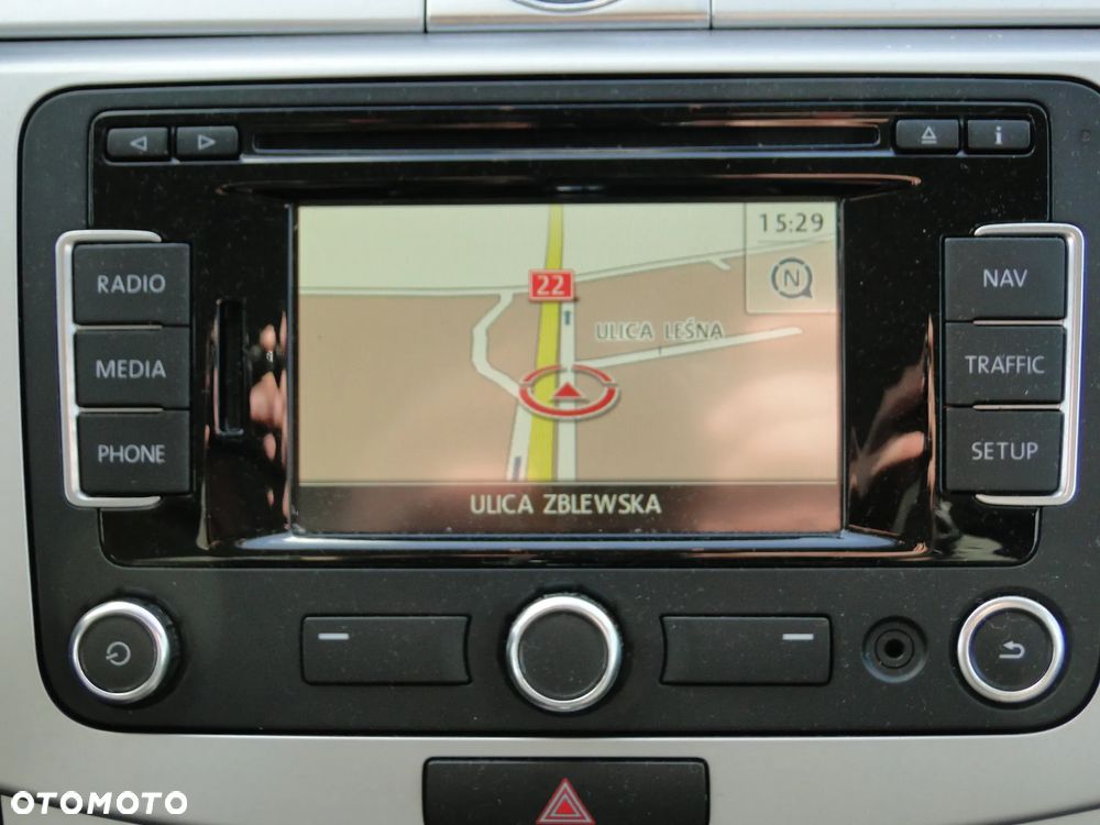 Volkswagen Passat 2.0 TDI DSG BlueMotion Technology Highline - 9