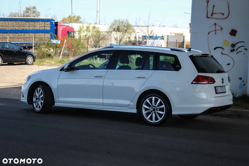 Volkswagen Golf 2.0 TDI Sound - 14