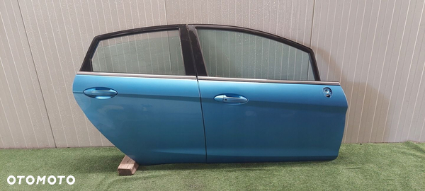 DRZWI PRAWY PRZÓD FORD FIESTA MK7 LAK 99