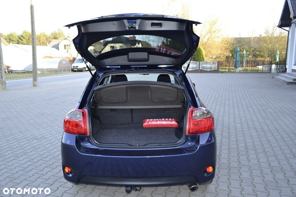 Toyota Auris - 18