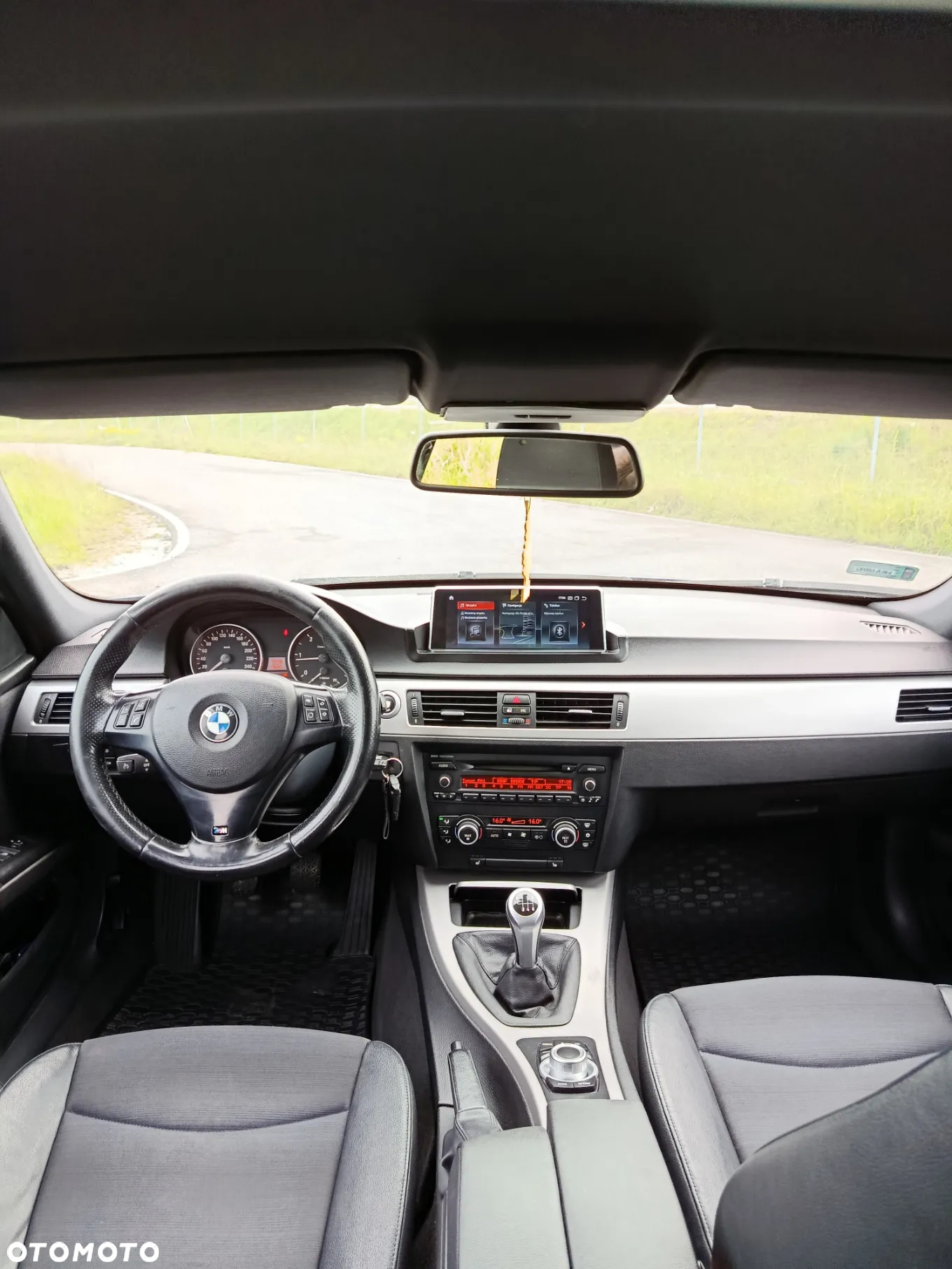 BMW Seria 3 318d - 12