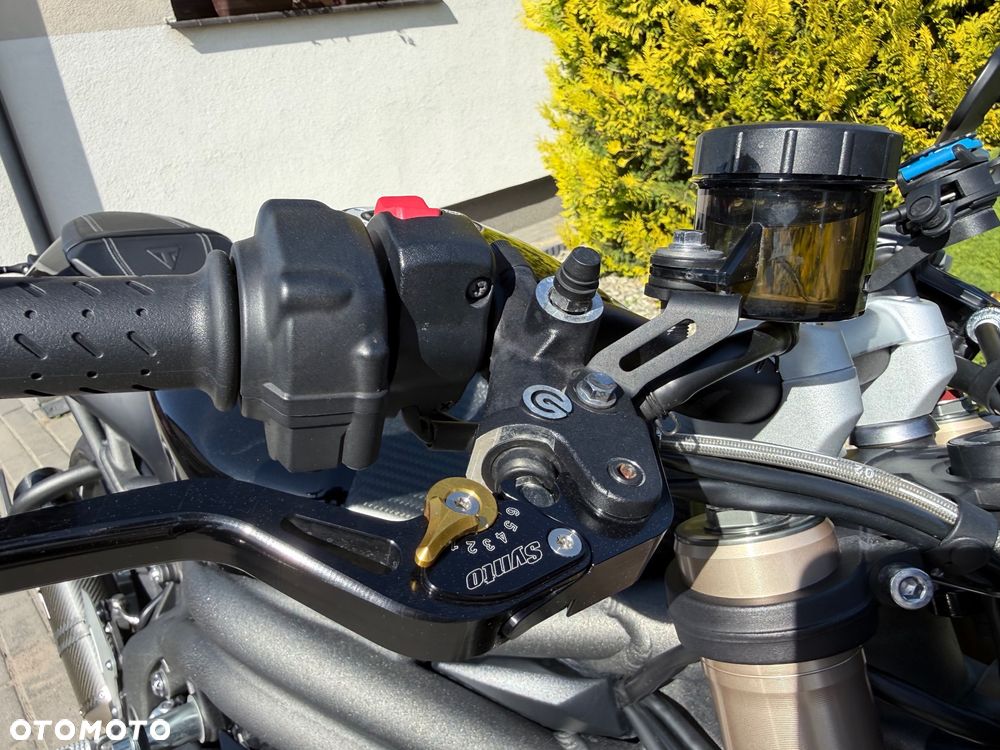 Triumph Speed Triple - 8