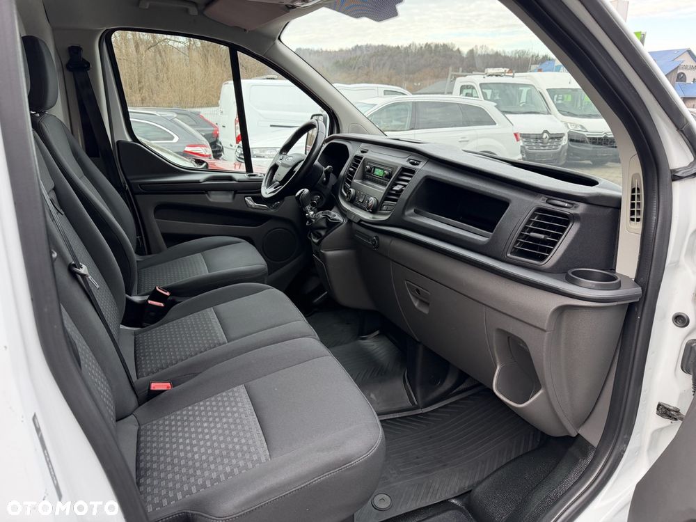 Ford Transit Custom - 17