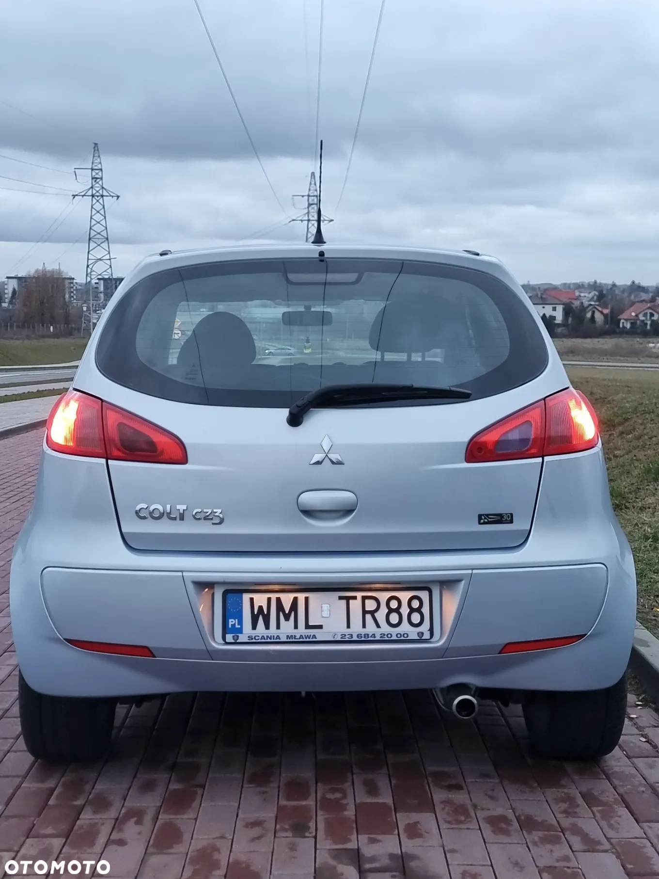 Mitsubishi Colt - 3