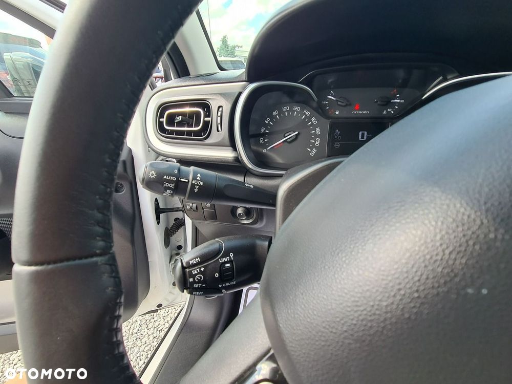 Citroën C3 1.2 PureTech Feel - 21