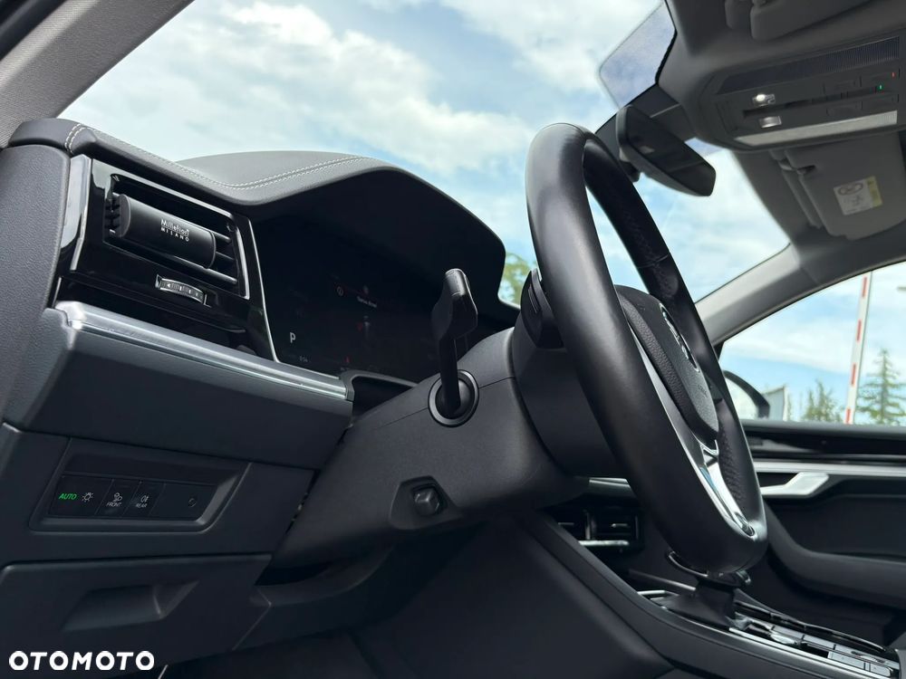 Volkswagen Touareg 3.0 V6 TDI SCR 4Mot - 10