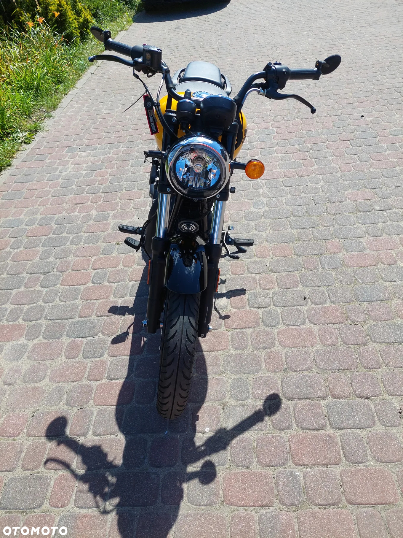 Royal Enfield Meteor - 8
