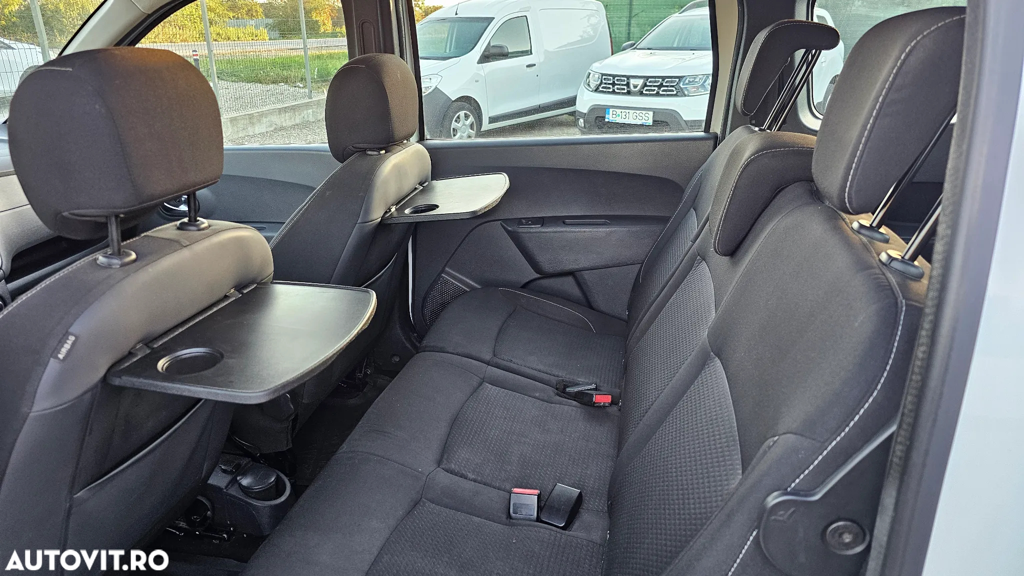 Dacia Lodgy 1.6 SCe Laureate - 10