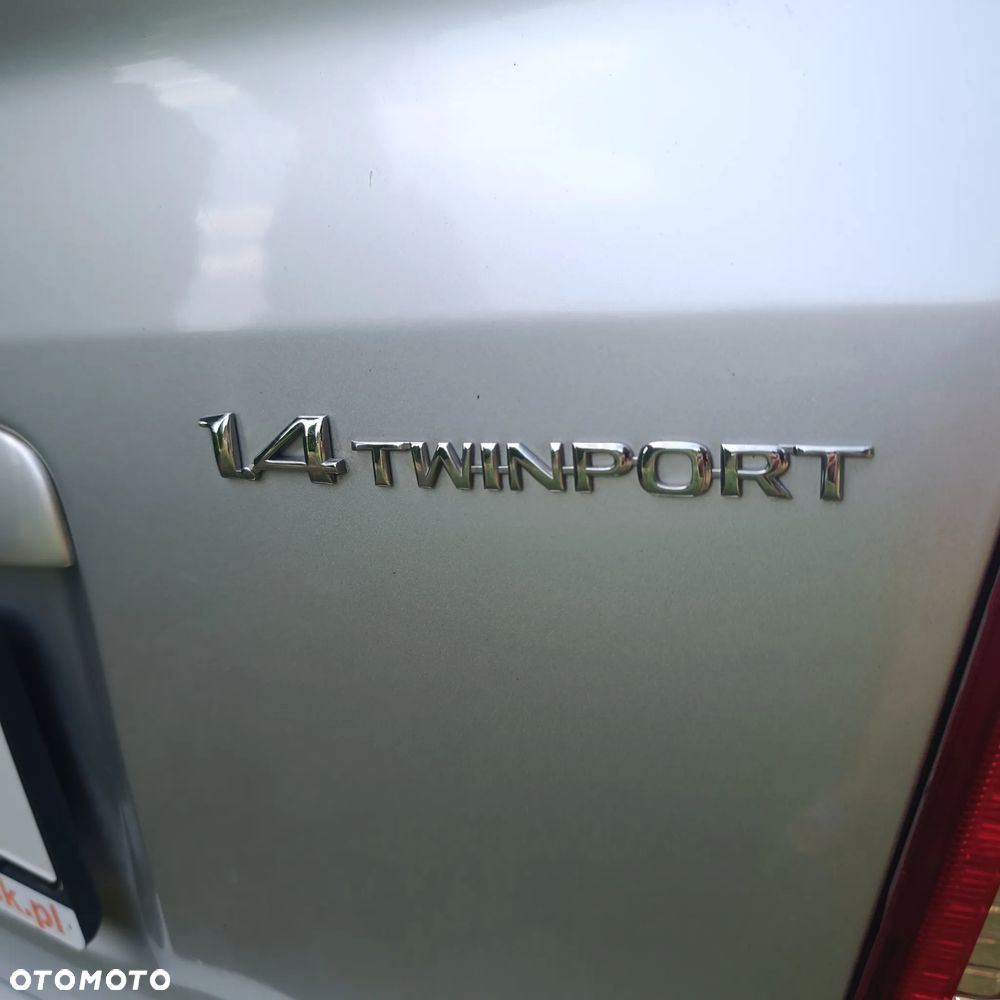 Opel Astra 1.4 - 10