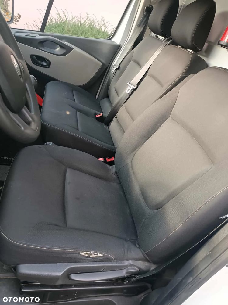 Renault Traffic III - 7