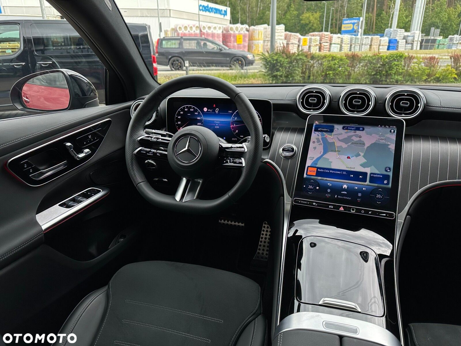 Mercedes-Benz GLC - 13