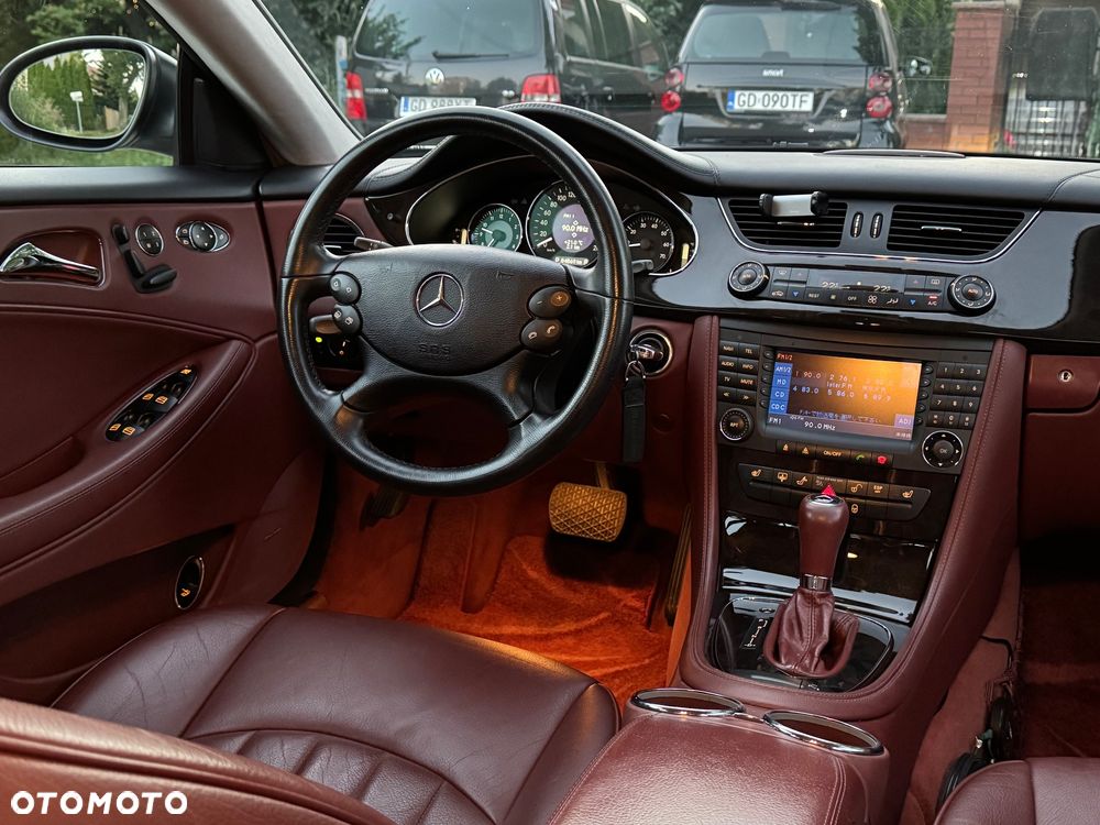 Mercedes-Benz CLS 350 - 12
