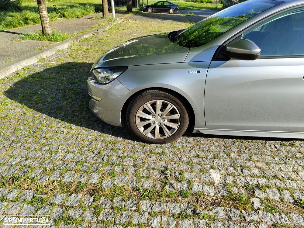 Peugeot 308 1.6 BlueHDi Style - 10