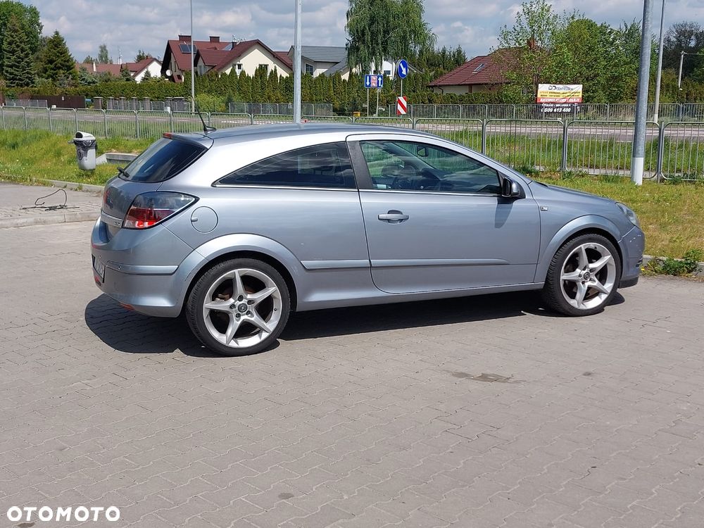 Opel Astra 1.8 Cosmo - 4