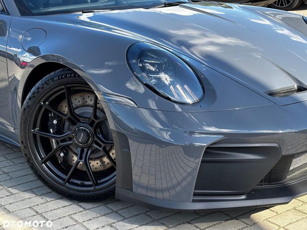 Porsche 911 - 11