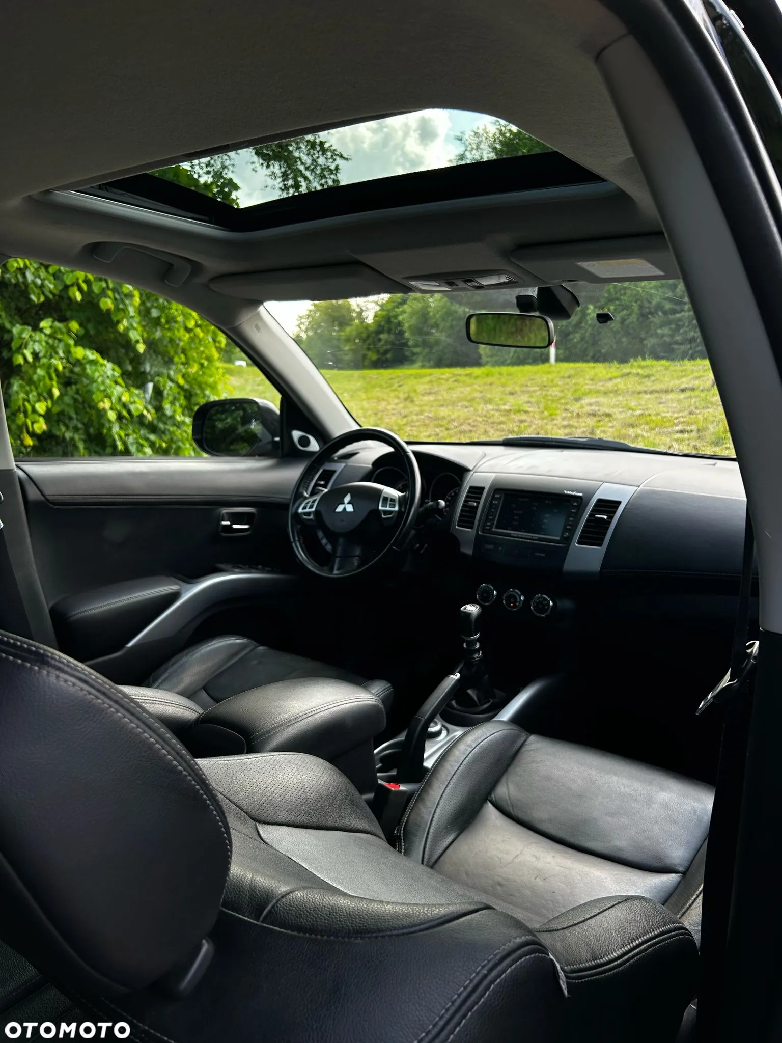 Mitsubishi Outlander - 17