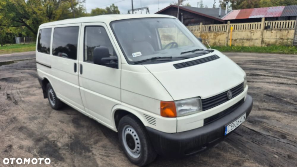 Volkswagen Transporter - 1