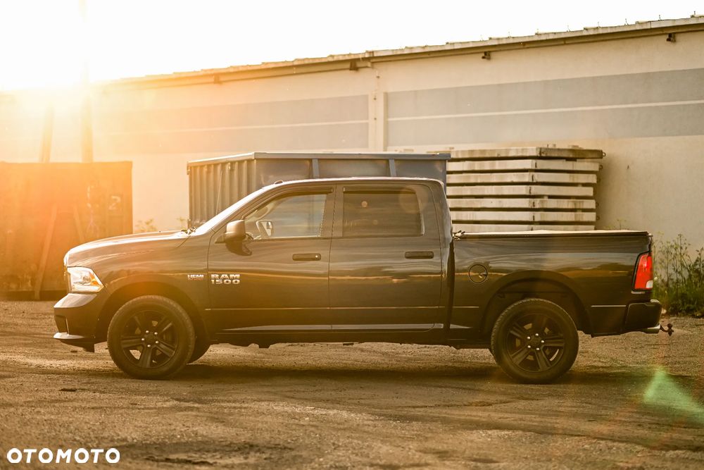 Dodge RAM 1500 5.7 4x4 - 21