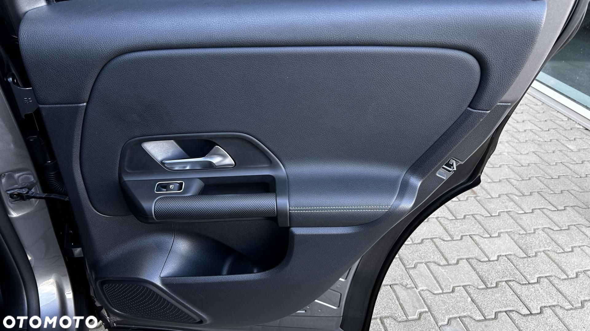 Mercedes-Benz GLA 200 - 27