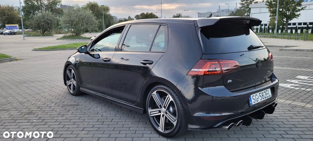 Volkswagen Golf - 8
