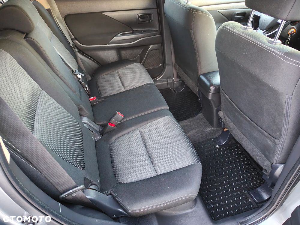 Mitsubishi Outlander 2.0 City Style 2WD - 39