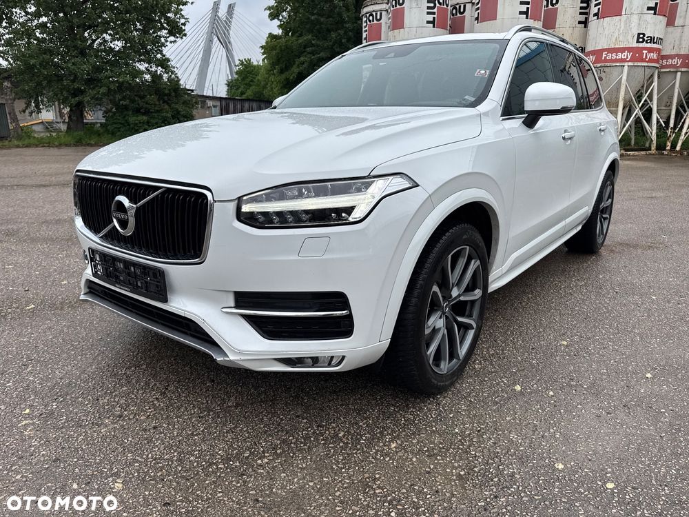Volvo XC 90 D5 SCR AWD Momentum 7os - 17