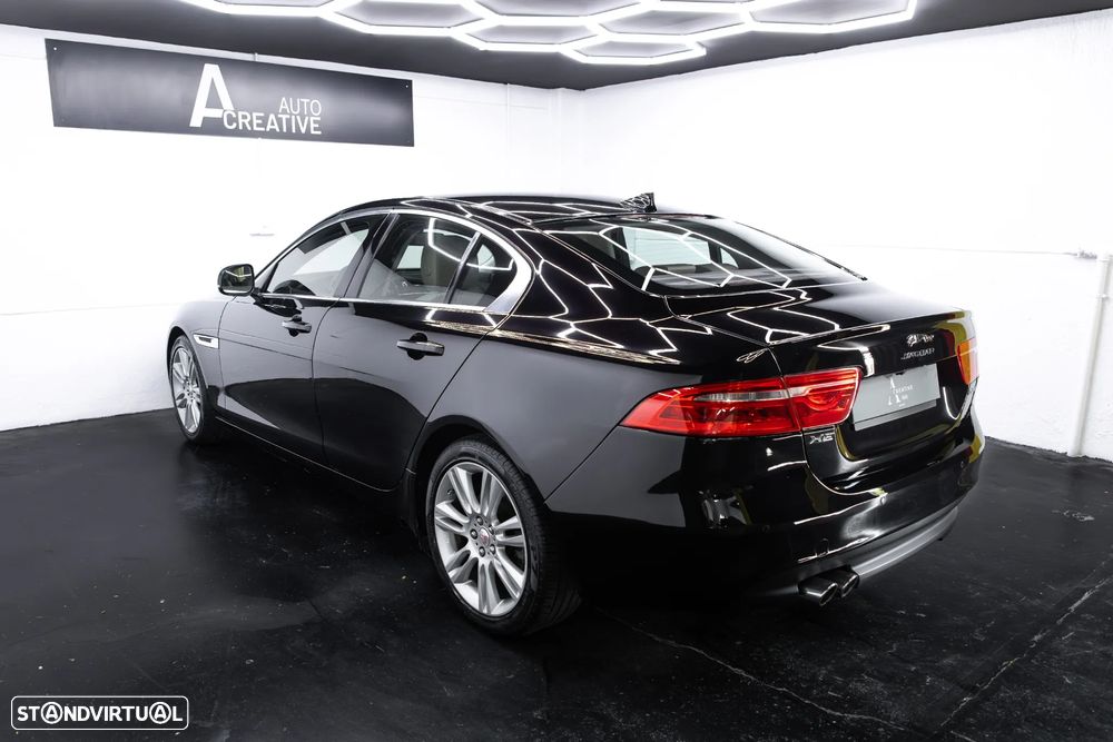 Jaguar XE 2.0 D Prestige Aut. - 15